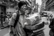 师者兼行者，教师送外卖补贴申请背后的生存困境与价值叩问
